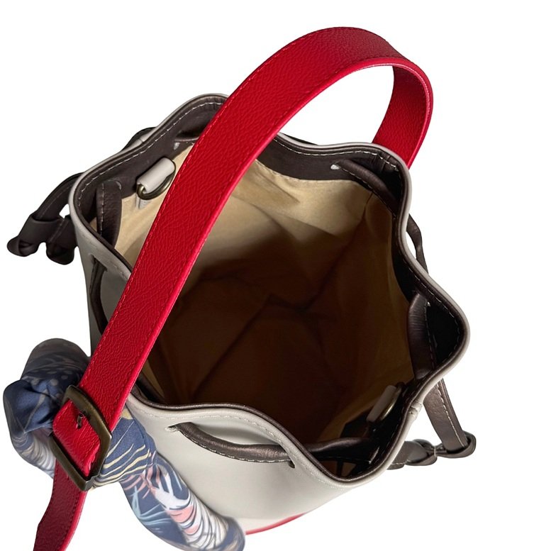 Bucket Abby - Imagen 3